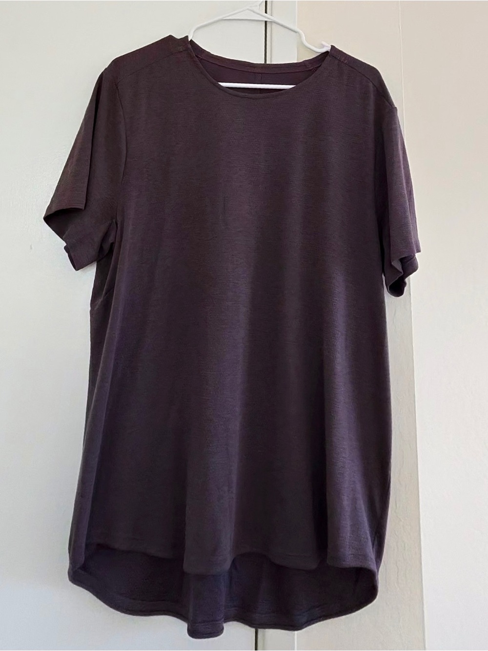 lululemon athletica Men's Short Sleeve Crew T-Shirt in Plum